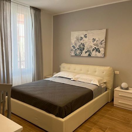 Levante Central Rooms Леванто Екстер'єр фото