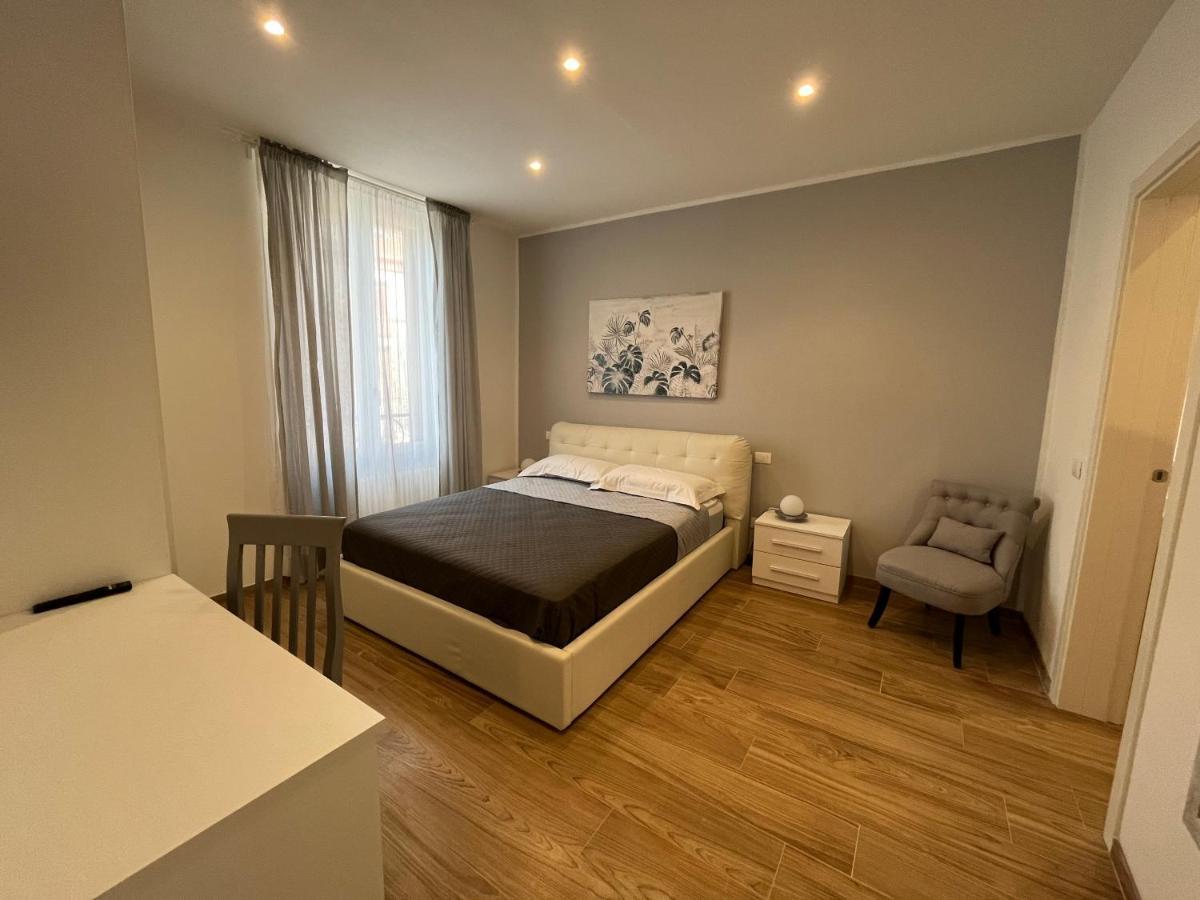 Levante Central Rooms Леванто Екстер'єр фото